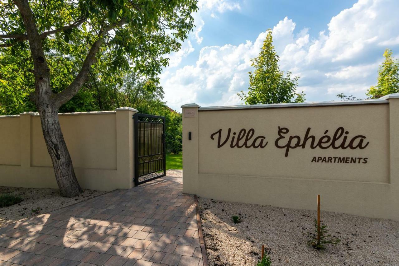 Villa Ephélia Dunajská Streda Exterior foto